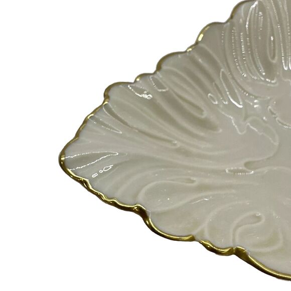VTG MCM Lenox 24kt Gold Trim Triangle Shaped Dish/Jewelry Tray Porcelain Ivory - Picture 4 of 4